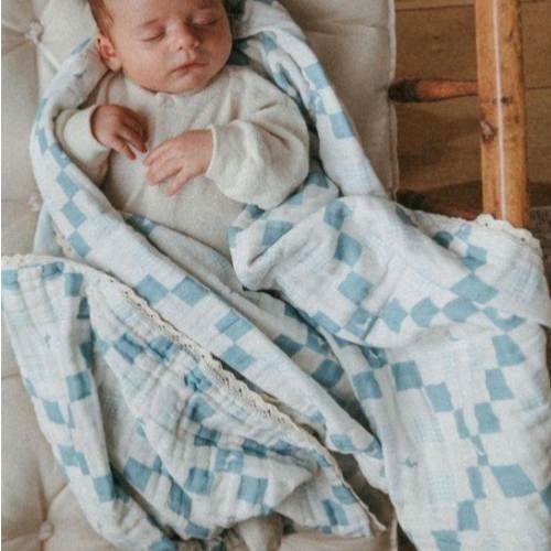Grandma's Goose Quilt 6 Layer Gauze Blanket