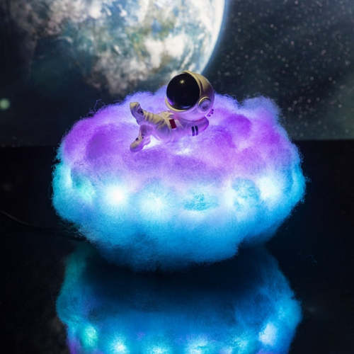 Astronaut Cloud Lamp