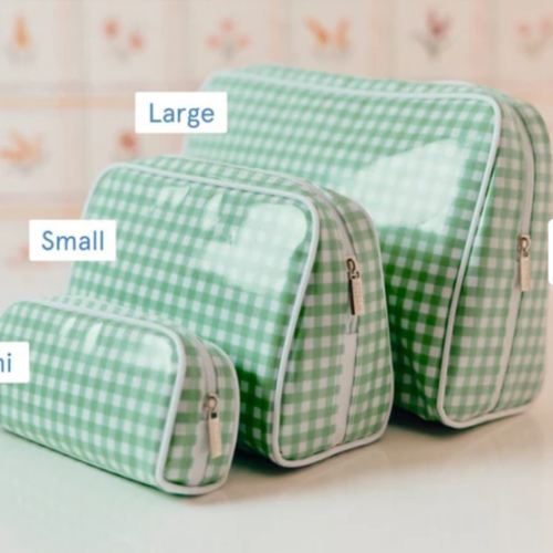 Patterned Toiletry Bag Set | Weezie Towels (Green Gingham, No Monogram)