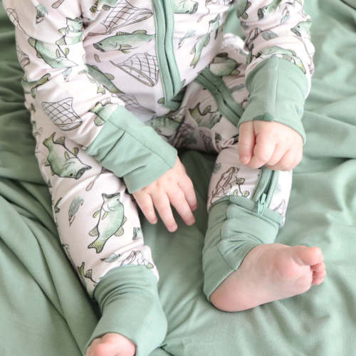 Bass Buddies Convertible Zip Romper, Size 0-3M