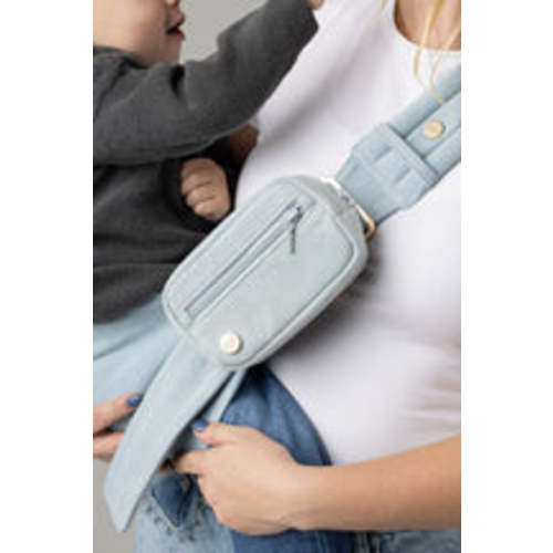 The Monarch Accessory Bag - Dream Wash Denim – Mabē