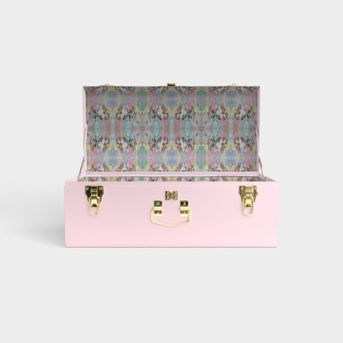 Laura Park x Petite Keep Petite Trunk