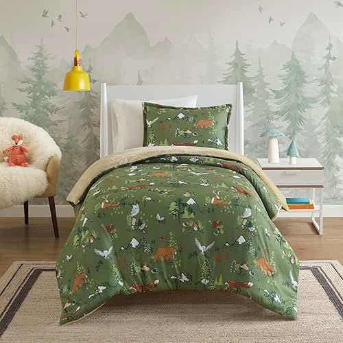 Mi Zone Kids Queen Comforter Set, Reversible Plush Kids Comforter Set, Cozy Plush Reverse Bedding, Winter Fluffy Comforter Bed Set, 2 Shams, Enchanting Forest Animals, Full/Queen, Sage Green 3 Piece