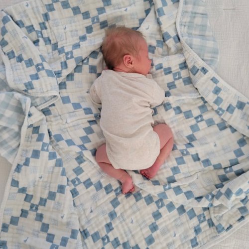 Grandma's Goose QUILTED 6 Layer Gauze Blanket