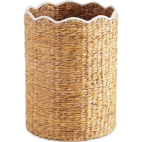 Best Choice Products Scalloped Laundry Large Round Hamper, Handwoven Laundry Basket for Clothes, Towels, Blankets, Multipurpose Storage Organizer For Laundry Room or Closet - Natural/White