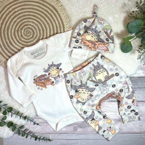 Totoro New Baby Gift Set, 0-3 up to 18-24 months, Leggings with Bodysuit and optional knotted hat, Kawaii Baby Shower Gift
