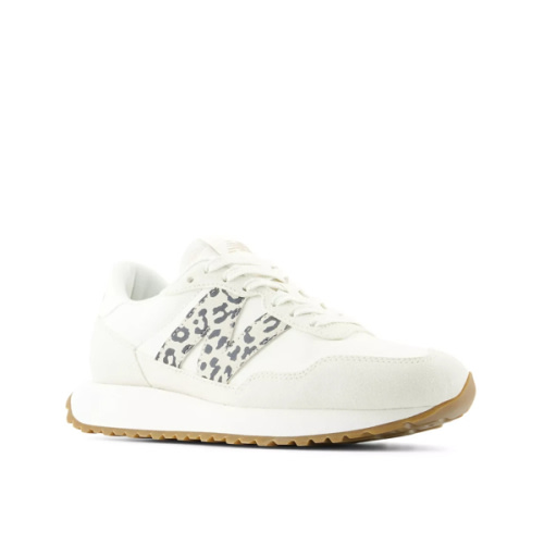 New Balance 237 Sneaker - Women's - Free Shipping | DSW