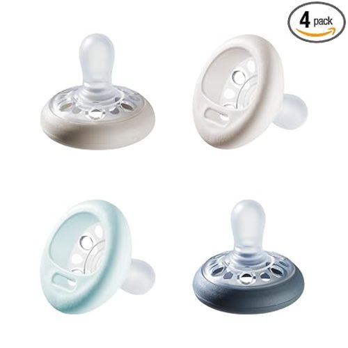 Tommee Tippee Breast-Like Pacifier, 0-6 Months, Symmetrical Design, Natural Breast-Like Baglet, BPA-Free Binkies, Pastel/Blue/Black, Pack of 4