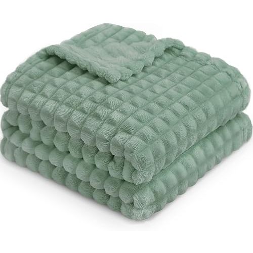 HOMRITAR 3D Flannel Fleece Baby Blanket for Unisex Sage Green Super Soft Plush Cozy Toddler Blanket with Square Grid Design Luxury Bed Blankets for Boys Girls 30 x 40 Inch