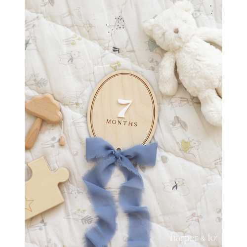 Wooden Trim Ribbon Bow Interchangeable Milestone Cards | Personalize Custom Name, Baby Monthly Milestone Marker, Nursery, Baby Shower Gift