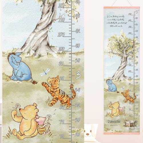 Classic Winnie the Pooh & friends height chart Personalized growth ruller Custom name print Neutral gender nursery wall decor Vintage bear