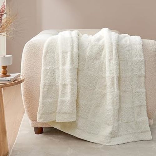 Snuggle Sac Ivory Checkered Throw Blanket for Couch,Cozy Soft Warm Blanket for Sofa Bedroom,Decorative and Giftable Faux Fur Blankets for Women,Solid Ivory,50x60 inches