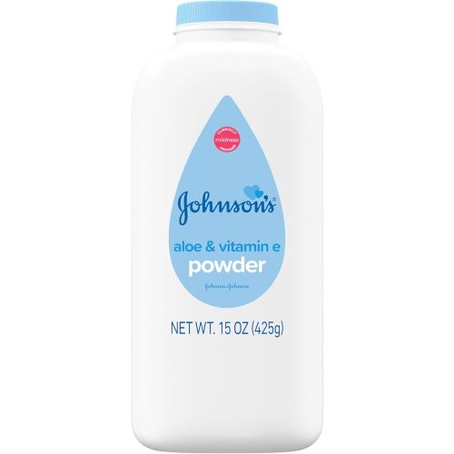Johnson's Baby Powder, Naturally Derived Cornstarch with Aloe & Vitamin E for Delicate Skin, Hypoallergenic and Free of Parabens, Phthalates, and Dyes for Gentle Baby Skin Care, 15 oz