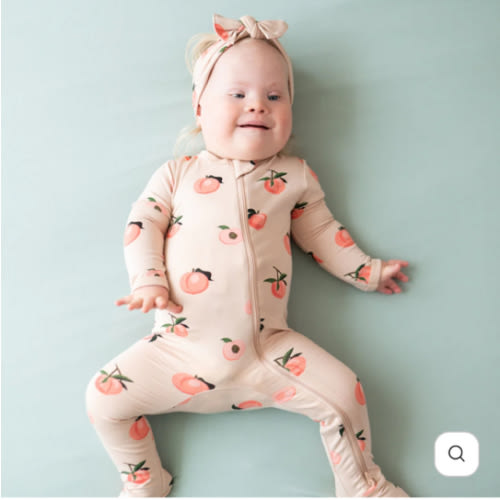 Zippered Footie in Peach