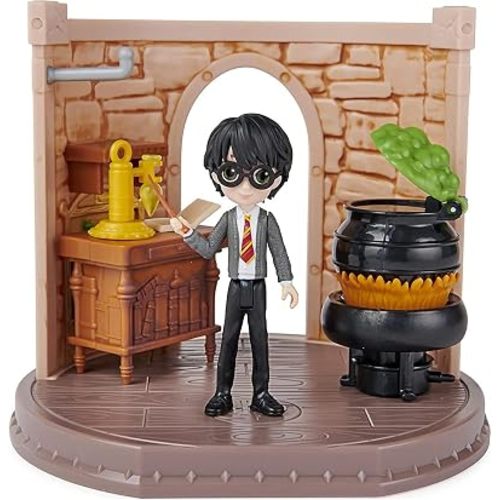 Wizarding World Harry Potter, Magical Minis Potions Classroom with Exclusive Harry Potter Figure and Accessories, Kids Toys for Ages 5 and up