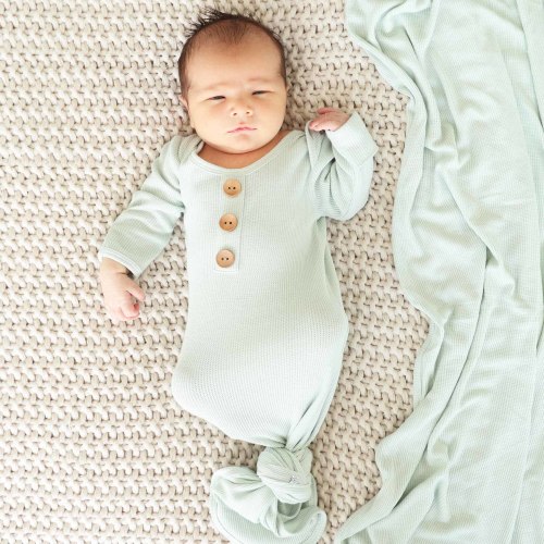 Pistachio Waffle Bamboo Newborn Baby Knot Gown & Hat Set