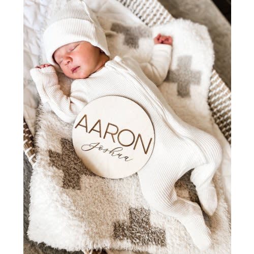 Engraved Baby Name Sign / Wooden Name Sign / Baby Name Plaque / Name Announcement Plaque / Rose Nursery Decor / Newborn Photo Prop
