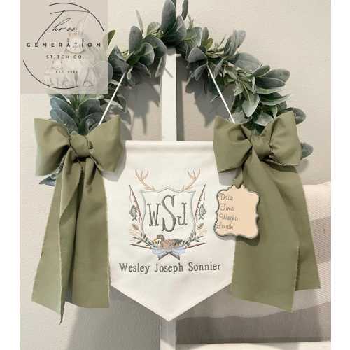 Custom Embroidered Baby Banner, Birth Announcement, Hospital Door Sign with bows, Baby Gift, Bassinet banner with crest, Hunting/Fishing
