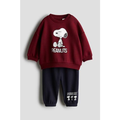 2-PIECE SET WITH MOTIF