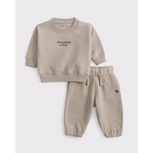 baby essential logo crew sweatshirt set