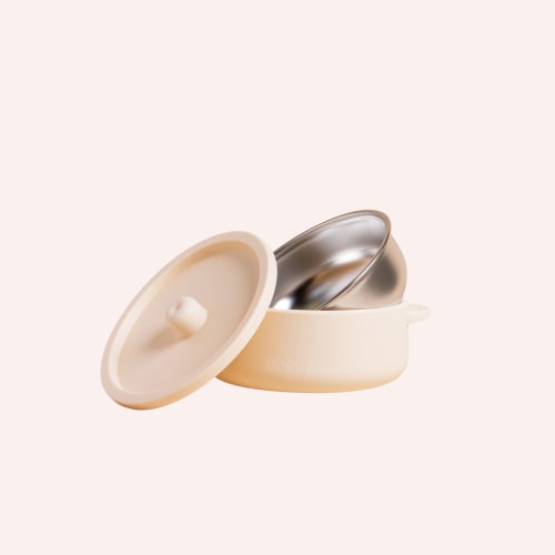 Fun Firsts Stainless Steel Bowl with Silicone Sleeve and Lid - Ivory