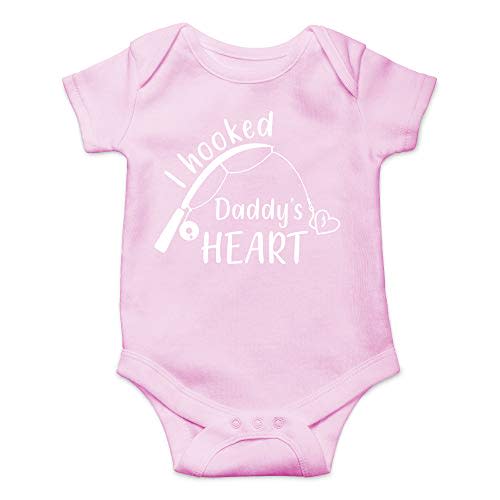 CBTwear I Hooked Daddy's Heart - Baby Clothes - Funny Newborn Bodysuit Outfits for Boys and Girls