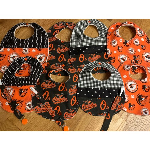 Baltimore Orioles Bibs With Pacifier Buddy
