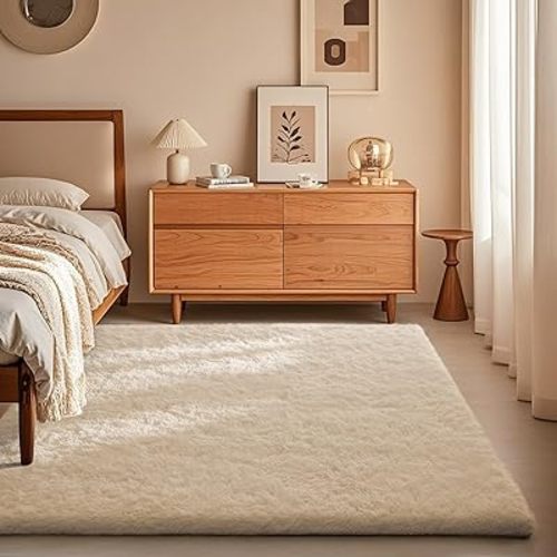 Ophanie Ivory Rugs for Bedroom Living Room, Fluffy Fuzzy Furry Nursery Carpet, Plush Soft Shaggy Bedside Indoor Floor 4x6 Cream Area Rug for Kids Girls Boys Baby Teen Dorm Home Decor Aesthetic