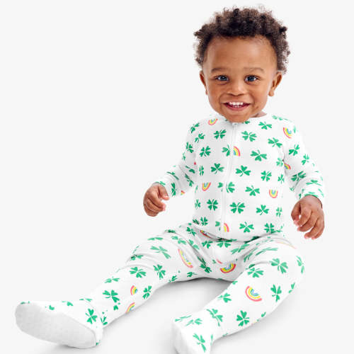 Primary Organic Zip Footie in Lucky Clovers