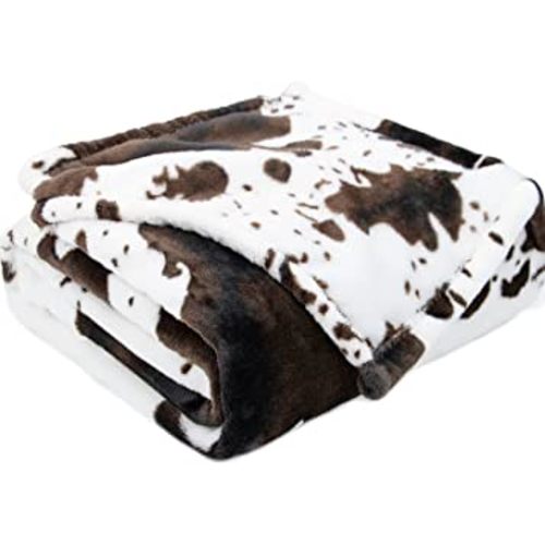 Cute Fleece Kids Blanket Lightweight Soft Cozy Black and White Cow Print Throw Blanket Girls Women Fuzzy Blanket for Birthday Christmas Halloween