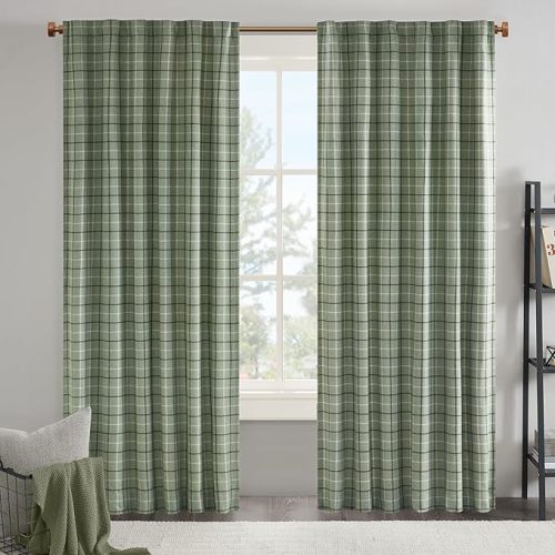 Madison Park Anaheim Cabin Plaid Curtain Window, Thermal Insulated Fleece Lining, Living Room Decor Room Darkening Drape for Bedroom, 1-Single Panel Pack, 50" x 84" Rod Pocket, Green