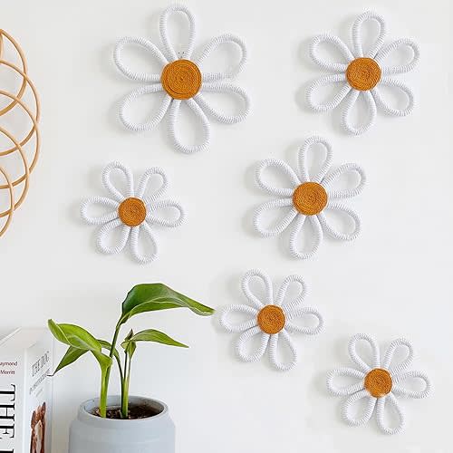 KUNHEHO Boho Wall Decor Set of 6 Daisy Flower Wall Decor Nursery Wall Decor Bohemian Macrame Wall Hanging Decor for Nursery Home Bedroom (White)