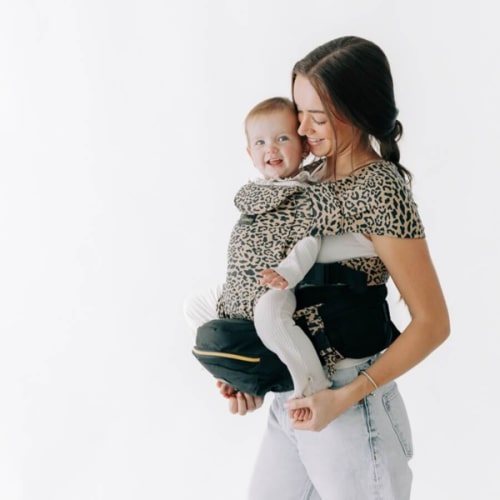 TushBaby - 2-in-1 Convertible Carrier Combo