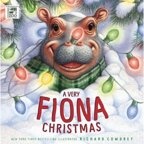 A Very Fiona Christmas - (A Fiona the Hippo Book) by Zondervan