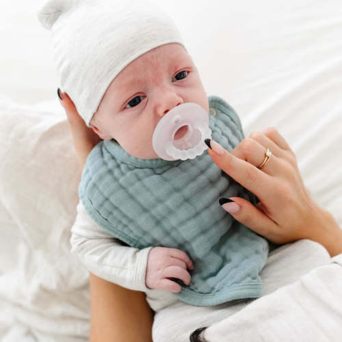 Cloud Muslin™ Bib 2 Pack - Steel – Lou Lou & Company