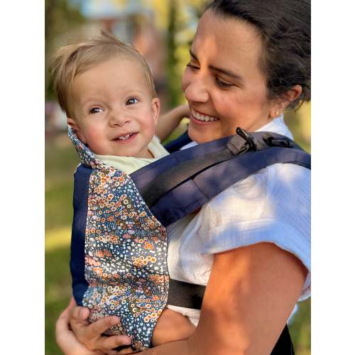 Posy with Koolnit- Infant Kinderpack