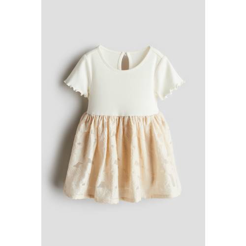 SHORT-SLEEVED DRESS