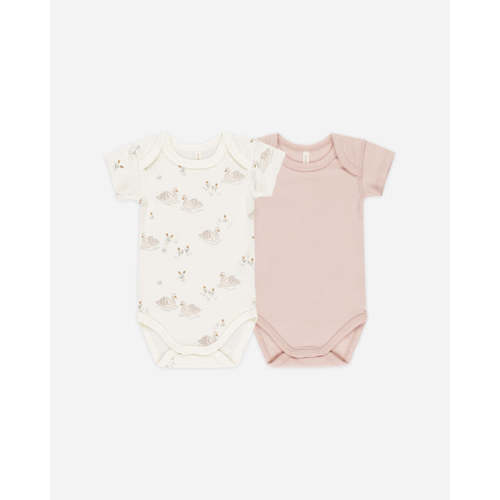 Short Sleeve Bodysuit, 2 Pack || Swans, Bubblegum – Quincy Mae