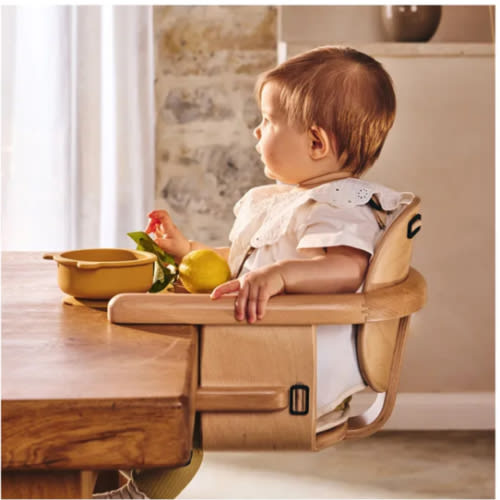 Hiko table chair