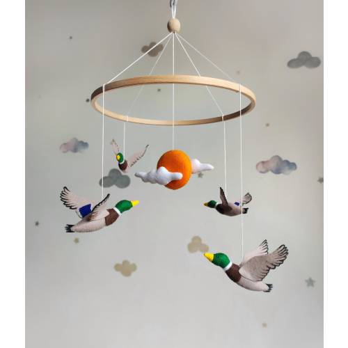 Duck hunting baby mobile. Mallard duck mobile. Duck nursery decor. Gender neutral crib mobile. Rustic Duck Hunting Mobile. Baby Shower Gift.