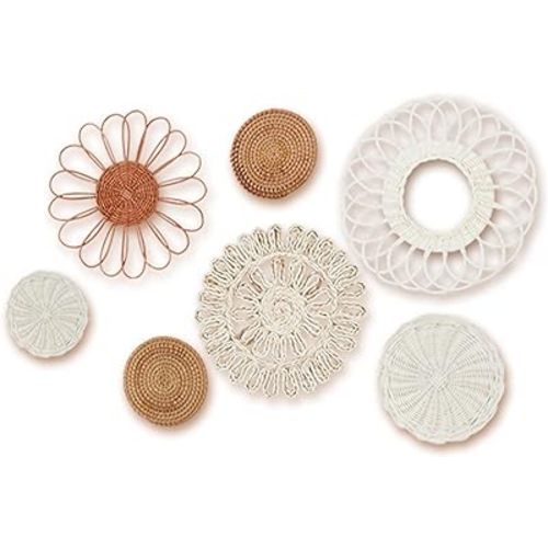 MeraMera Boho Wall Decor, Rattan Flower Wall Basket Décor, Set of 7, Diameter from 13.8" to 5.1"