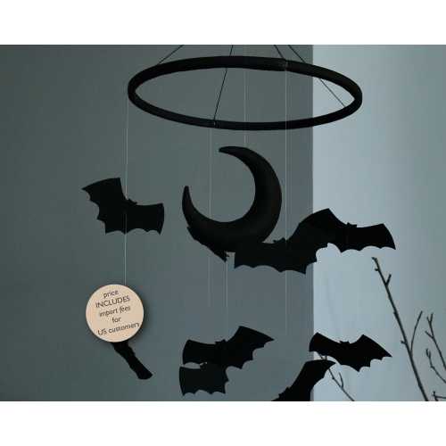 Goth baby mobile Gothic nursery mobile Baby bat decor Black moon Mobile baby Imaginative mobile Emo baby