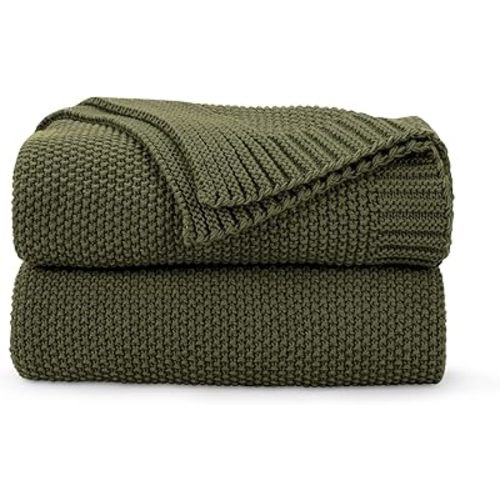 CozeCube Olive Green Throw Blanket for Couch, Soft Cozy Cable Knit Throw for Bed Sofa Living Room, Lightweight Warm Decorative Farmhouse Christmas Blanket, 50"x60", Olive Green