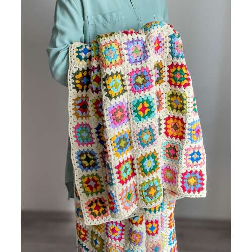 Crochet cream trimmed afghan, Cotton granny square napping blanket, Retro lap blanket, Decorative couch throw, Handmade quilt, Ready to ship
