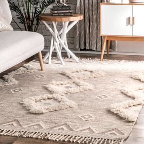 Beige Shaggy Moroccan Lattice Fringe 5' x 8' Area Rug
