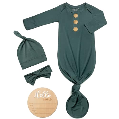 Soft Baby Knot Gown 0-3 Months, Newborn Announcement Sleepers With Mitten Cuffs and Personalized Wooden Name Tag