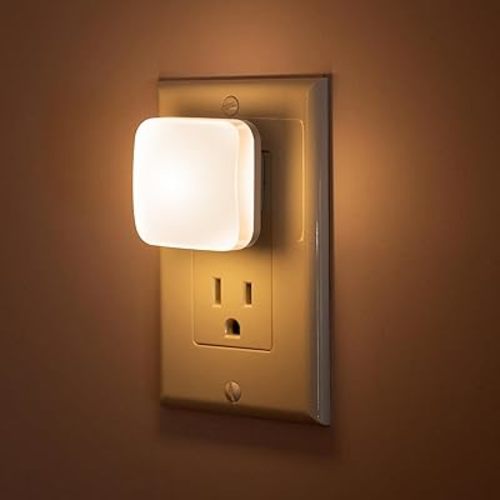 LED Night Light Plug into Wall, 2 Pack, Nightlights With Light Sensor Dusk to Dawn, 0.3W Square Plug in Night Lights for Kids, 3000K Warm White Night Light for Travel Bathroom Bedroom Kitchen
