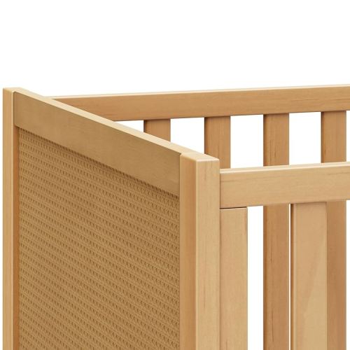 DaVinci Margot 3-in-1 Convertible Crib in Honey GREENGUARD Gold Certified