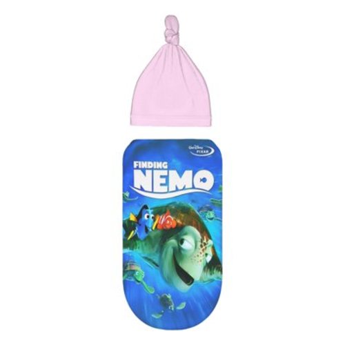 Finding Nemo newborn swaddle blanket is made of high-quality polyester, which is very soft and skin-friendly, with good warmth retention and elasticity, keeping the baby warm.