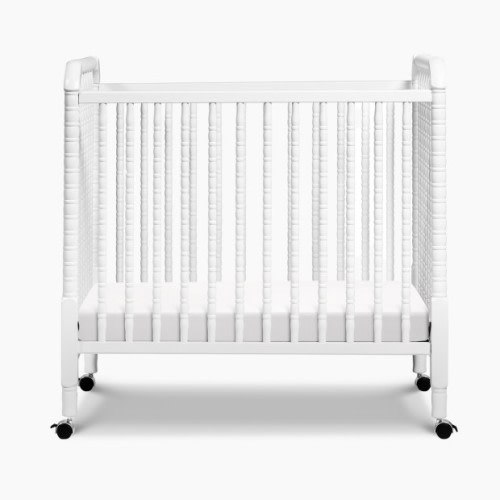 daVinci Jenny Lind 3-in-1 Convertible Mini Crib - White
